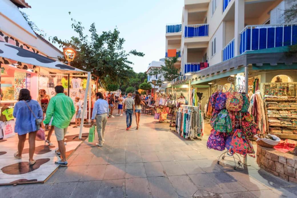 Apartamento Sa Varadero 2D Vista Mare Laterale Apartman Es Pujols Kültér fotó